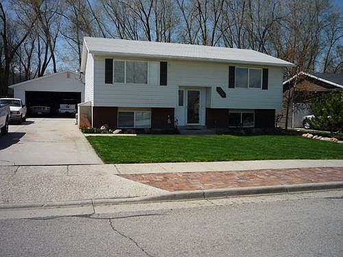 1st image of 2998 S Breeze Dr