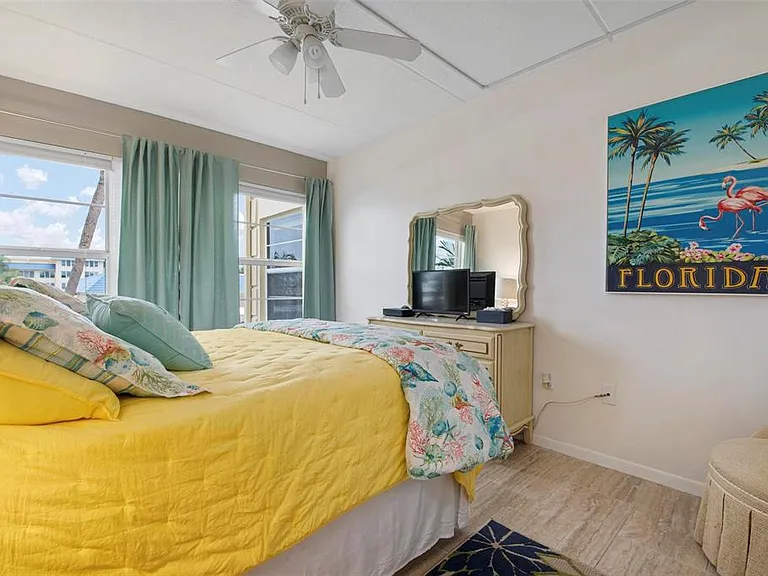 3808 Gulf Of Mexico Dr #E205 — Photo 13