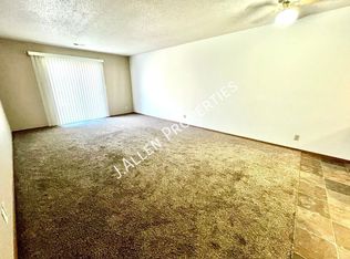 902 Riverfront Rd #5, Norfolk, NE 68701