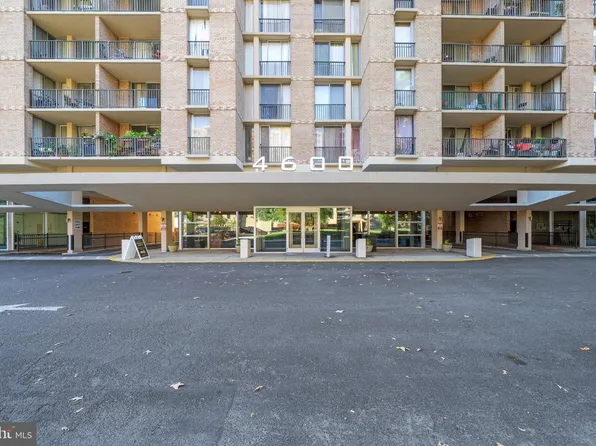 4600 S Four Mile Run Dr APT 423, Arlington, VA 22204