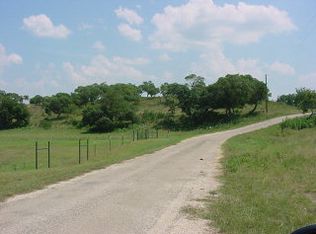 L14 Pass Creek Rd E, Kerrville, TX 78028