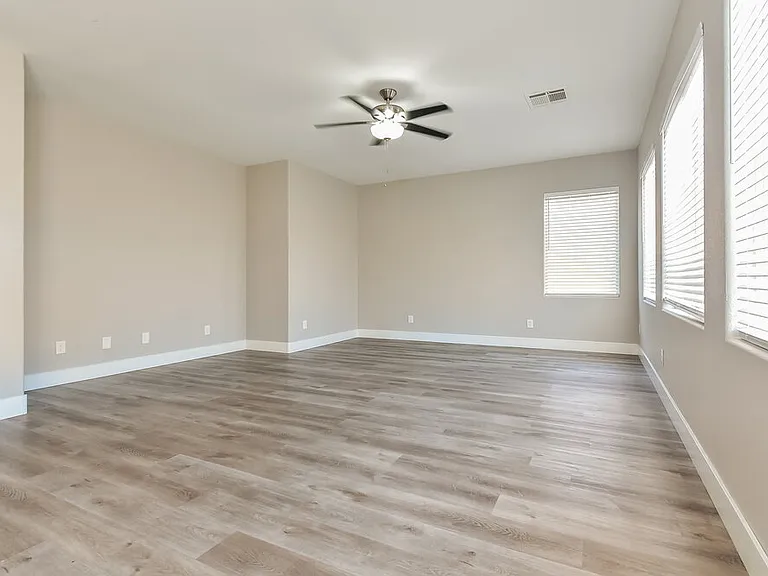 8052 Severn Valley St — Photo 5