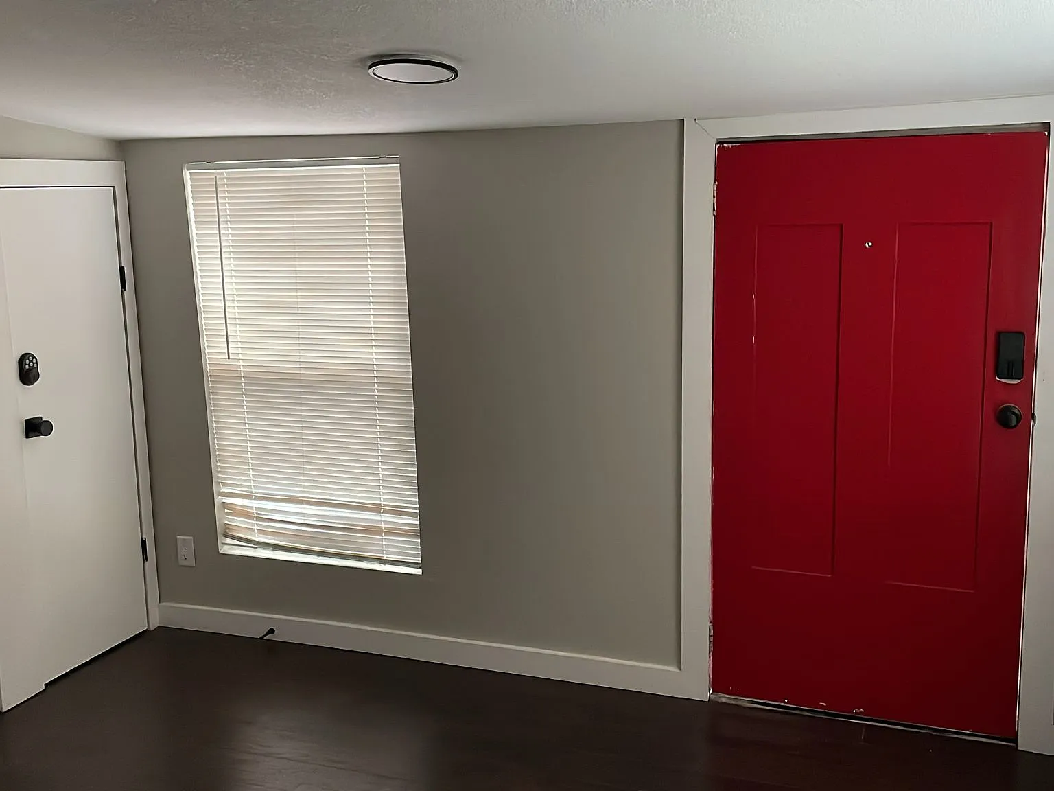 235 Gabriel — Photo 2
