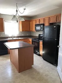 111 Oak Valley Cir — Photo 2