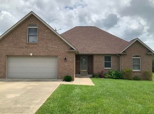 194 E Saddlebrook Dr, Somerset, KY 42503