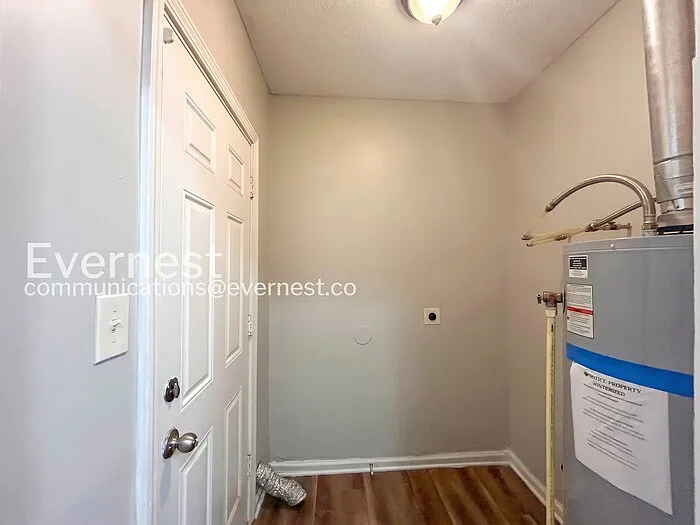 362 Hewlett Rd — Photo 15