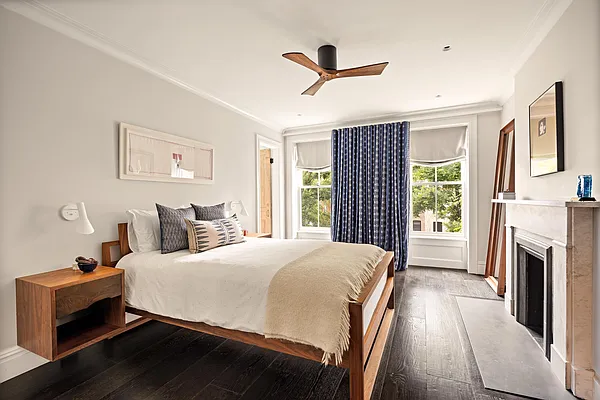 Sold by Corcoran | media 16