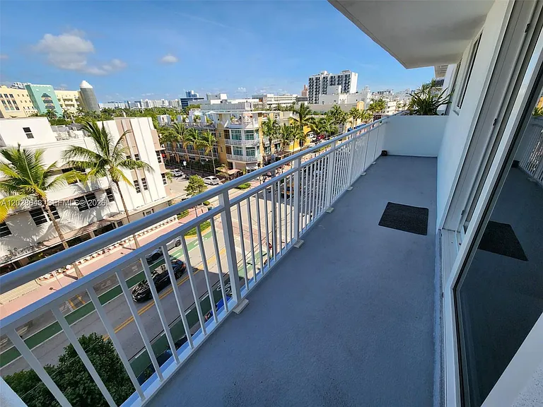 345 Ocean Dr #602 — Photo 6