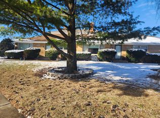 2800 Manor Ln UNIT B, Park Ridge, IL 60068