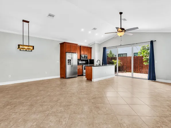 3113 Shelby Way, Lake Worth, FL 33461