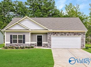 27067 Rabbit Run, Athens, AL 35613