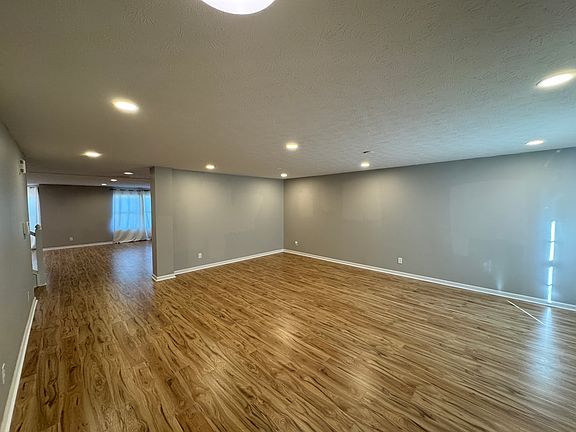 3rd image of 15031 Tiki Trl