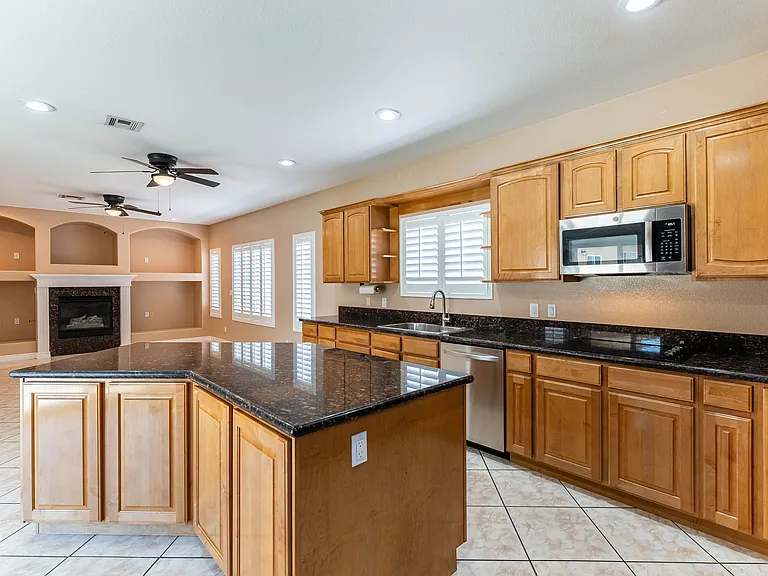 1116 Whistle Ct — Photo 5