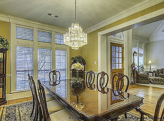 3rd image of 5104 Abbey Glen Dr