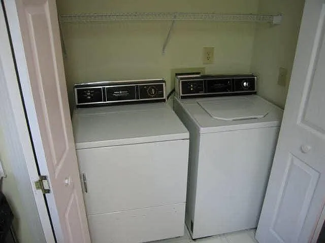 528 Genelda Ave #17 — Photo 9