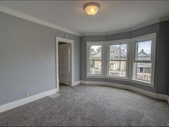 5th image of 25 Richfield Ave Floor 2