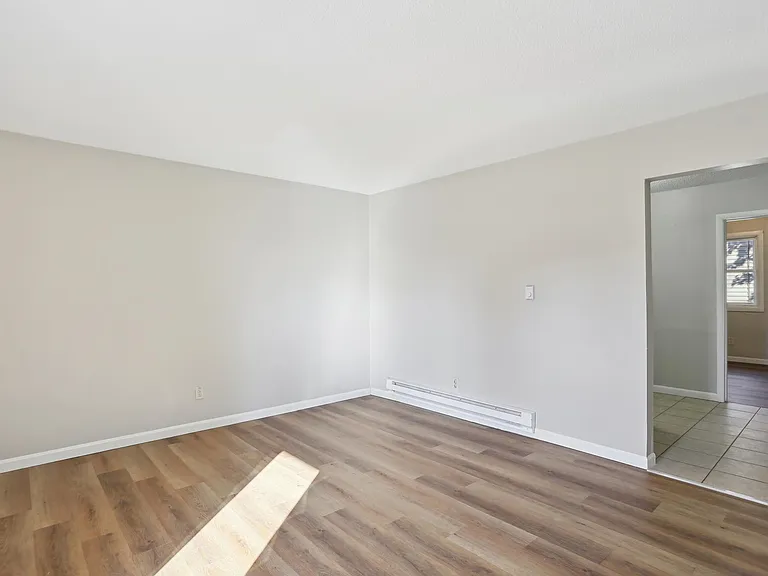 2206 Dale Dr #4 — Photo 5