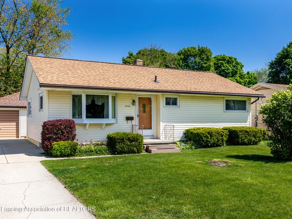 3316 Pickwick Pl, Lansing, MI 48917