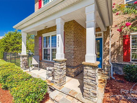 2nd image of 2045 Belle Regal Cir