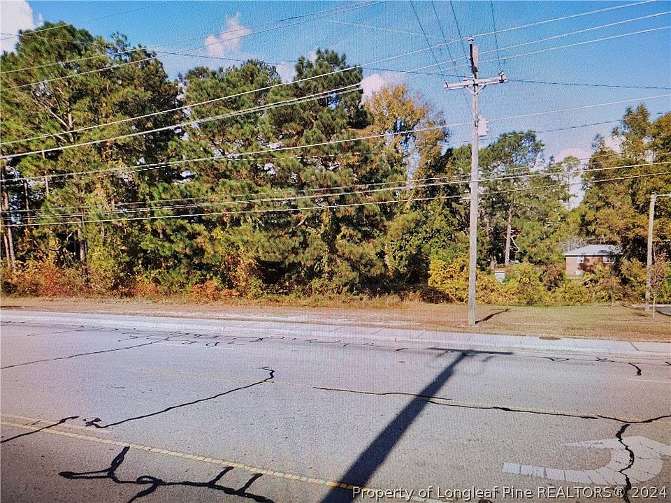 1st image of 3820 Village Dr