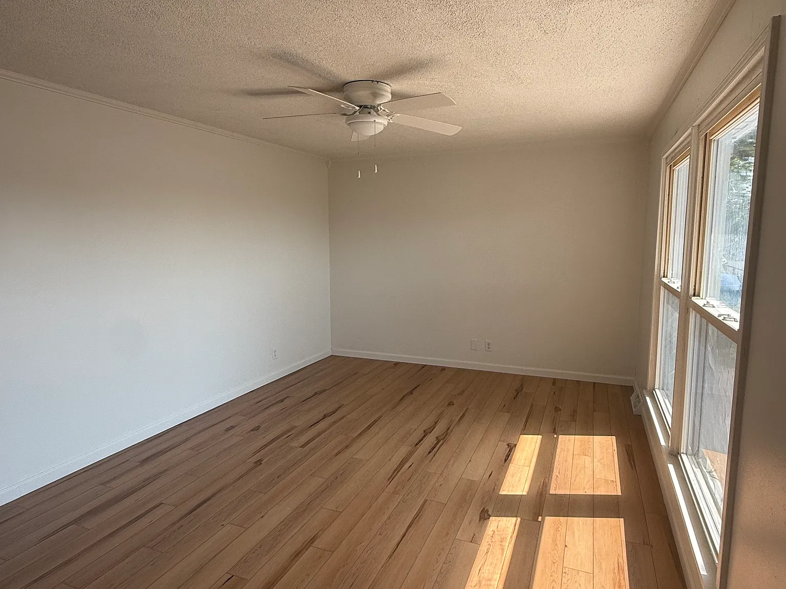2 bed, 884 sqft, $1,100 — Photo 2
