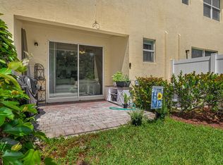 3051 SW Otter Ln, Stuart, FL 34997