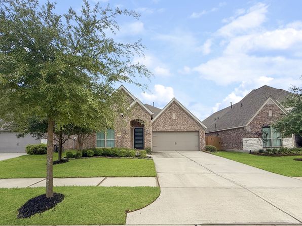 28173 Knight Peak Dr