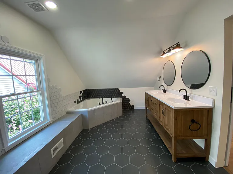 687 Truxton Dr — Photo 23