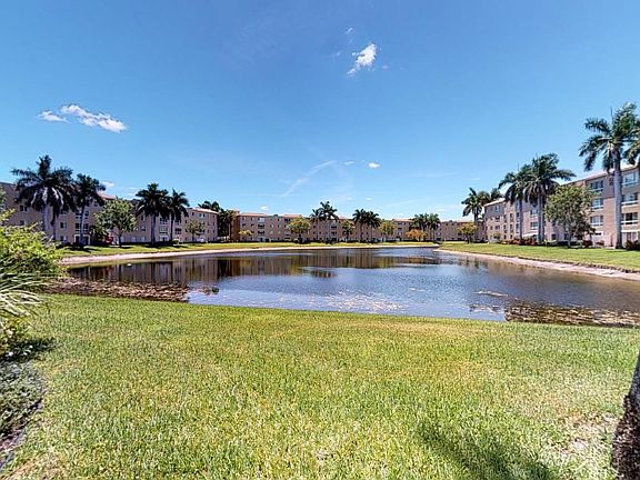 3rd image of 12547 Imperial Isle Dr APT 106