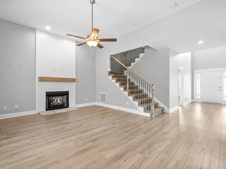 872 Burley Barn Rd — Photo 3