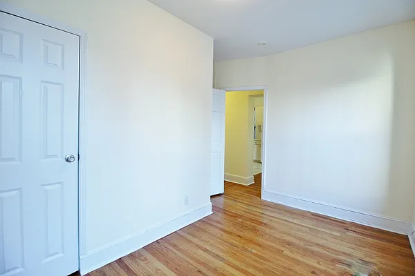 Rented by Julianna Realty Corp | media 15