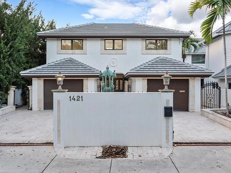 1421 Ponce De Leon Dr — Photo 65