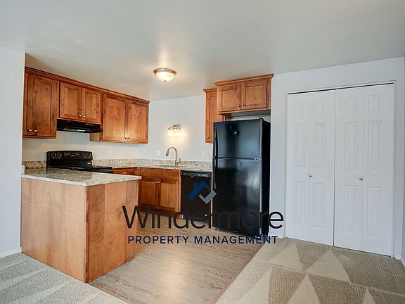 2nd image of 952 SE Ely St APT B201