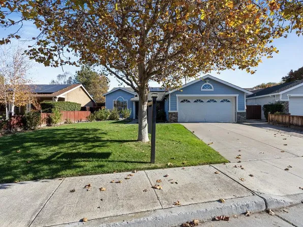 1931 Evelyns Dr, Hollister, CA 95023