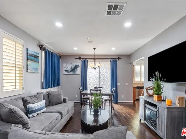 11926 Olive Glen Ln, Los Angeles, CA 90047