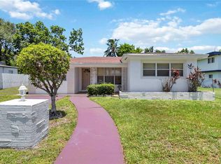 1545 NE 158th St, North Miami Beach, FL 33162