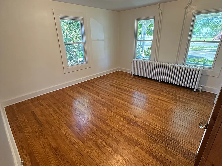 96 W Main St — Photo 14