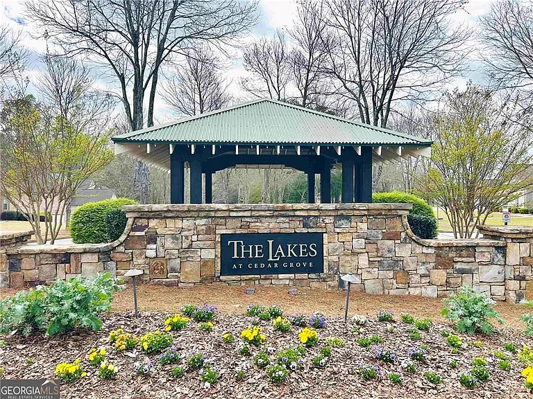 7613 Cedar Grove Ct — Photo 14