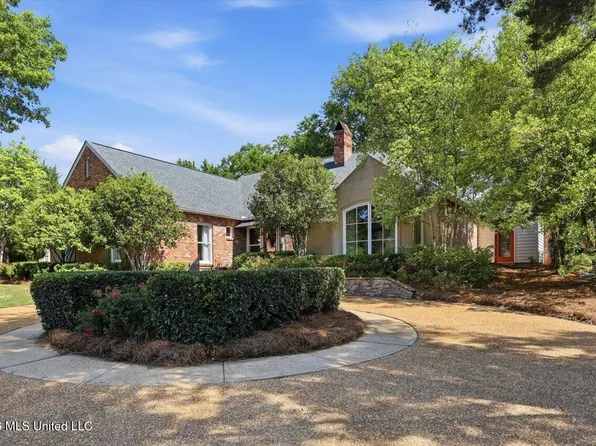 241 Sawbridge Dr, Ridgeland, MS 39157