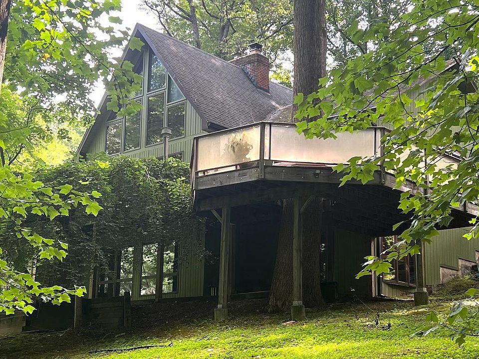 1st image of 8300 Plum Creek Dr