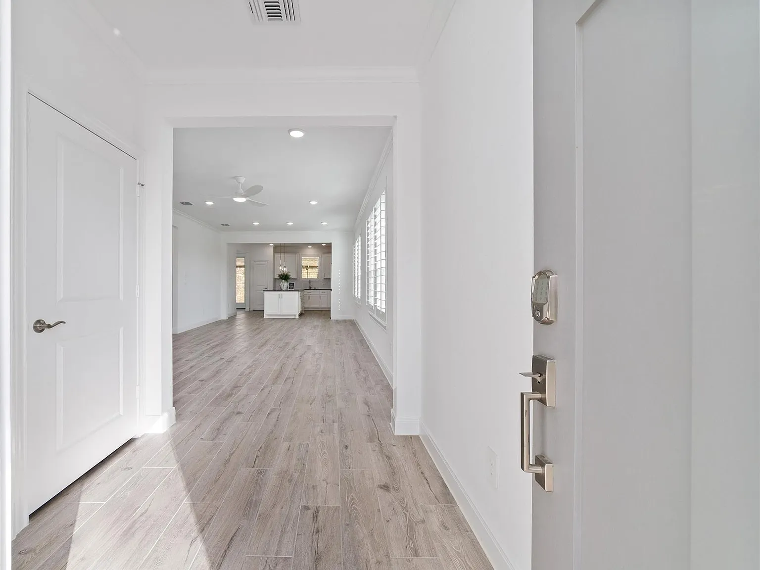 2 bed, 2.0 bath, 1740 sqft, $2,550 — Photo 4