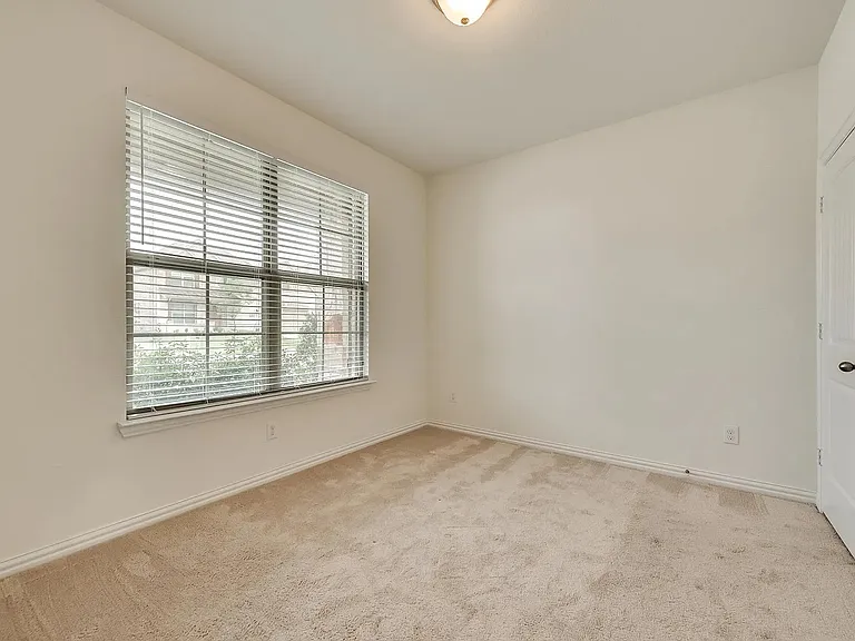 11509 Beckton St — Photo 13