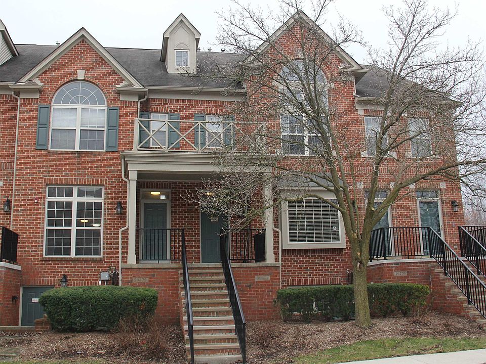 1st image of 39475 Springwater Dr