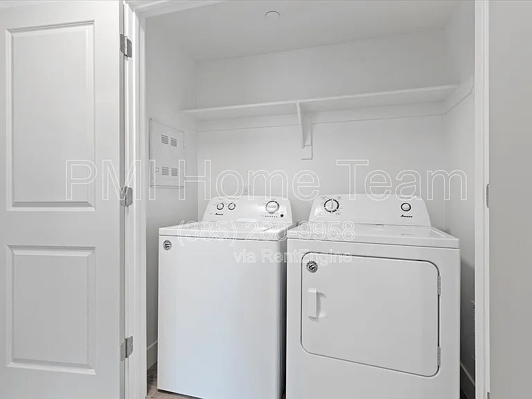 3378 Washington Blvd #302 — Photo 3