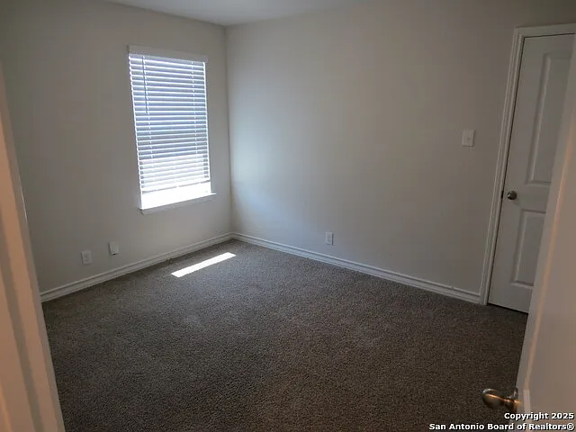 117 Grand Rpds — Photo 22