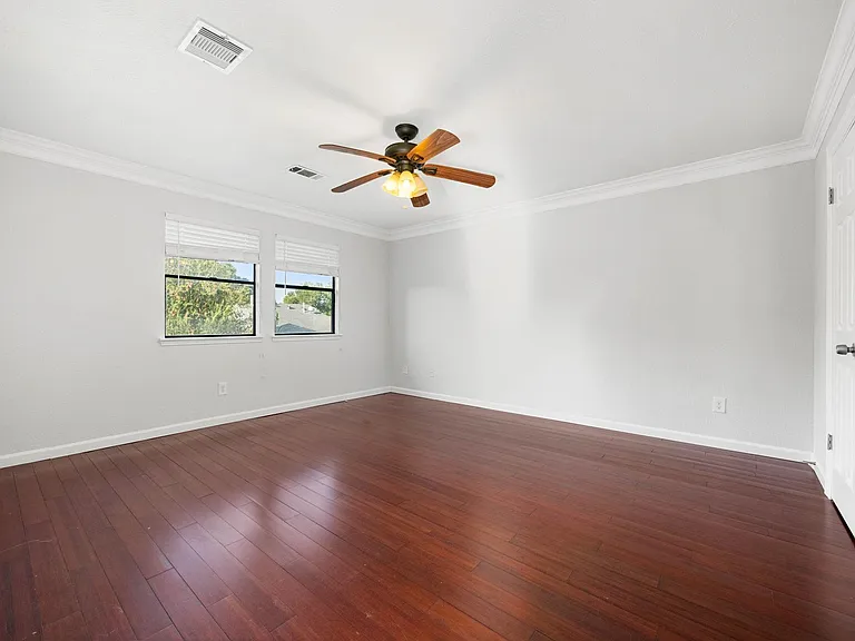 15526 Cabildo Dr — Photo 19
