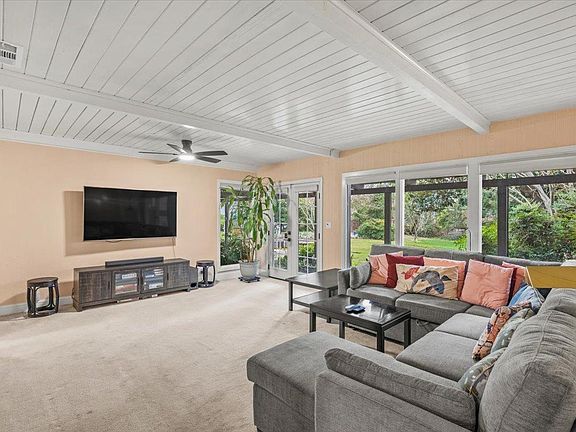 4th image of 3710 Orchard Ln