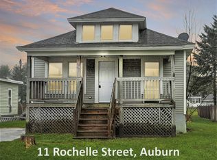 11 Rochelle St, Auburn, ME 04210