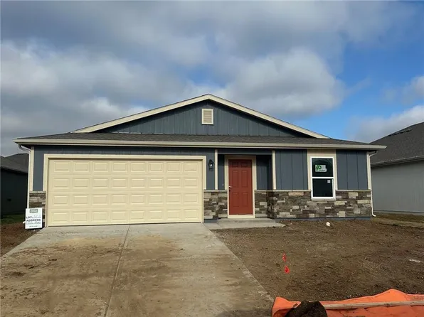 1700 Maci St, Belton, MO 64012