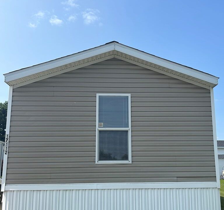 1st image of 17112 Louise Drive Site 415